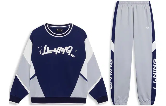 李宁儿童 童装 运动生活系列 字母印花束脚裤套头卫衣休闲运动套装 男童女童 深航舰蓝/砖灰色