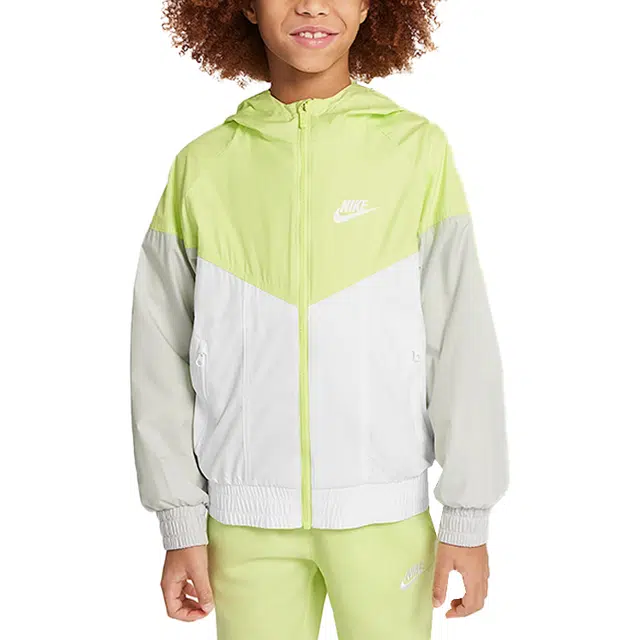 Nike Sportswear Windrunner Stain Repel logo