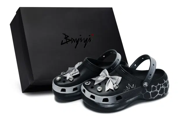 Crocs Classic Platform Clog Black Silver