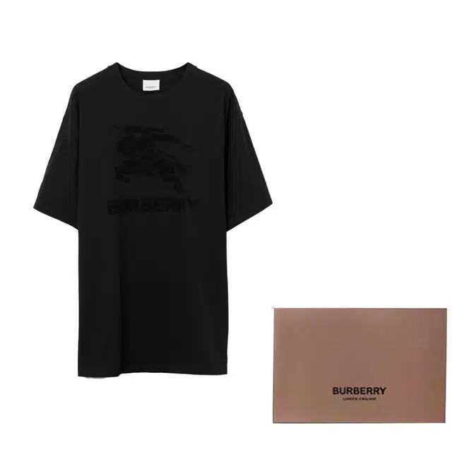 Burberry SS23 T