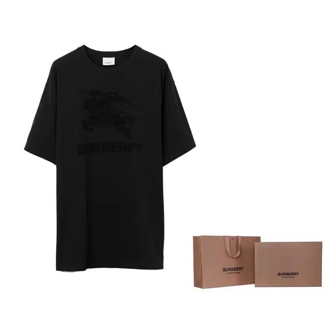 Burberry SS23 T