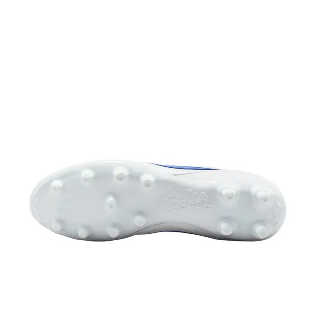Nike Premier 3