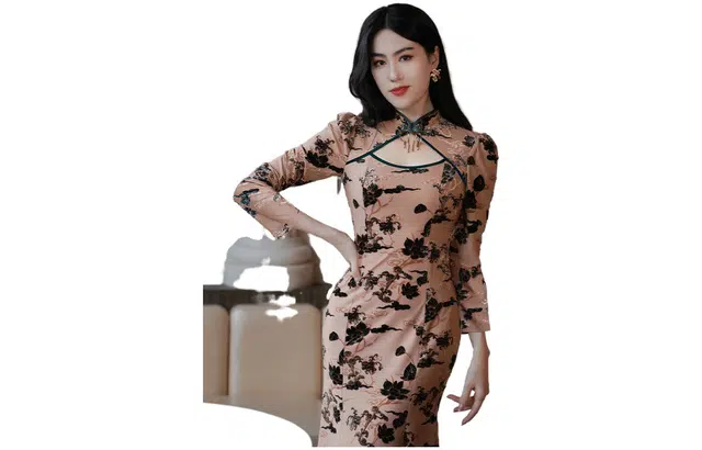 四美子 新年礼服国风长袖连衣裙旗袍 女款 颜如玉