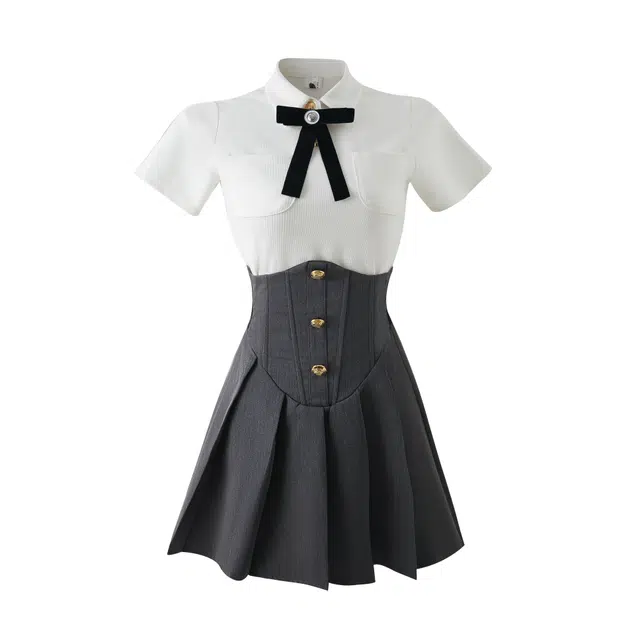 花山家的猫 花山家的猫 纯色尖领短袖衬衫高腰百褶短裙裙装套装制服 女款