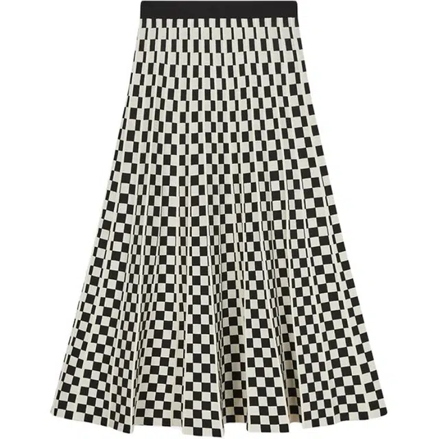 MOUSSY A