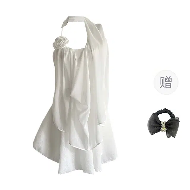 雾闪闪 不规则手工立体花朵挂脖抹胸吊带上衣短半裙度假裙装套装 女款 白色