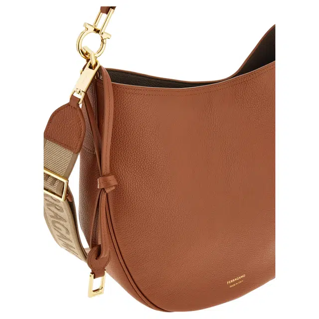 FERRAGAMO North South