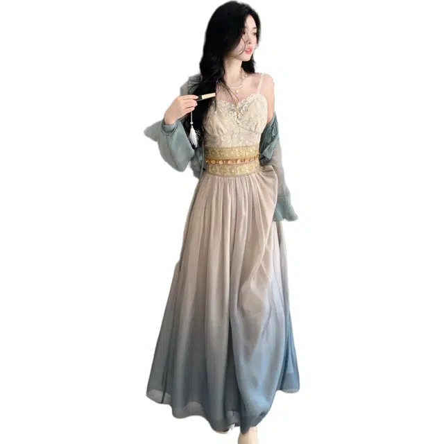 缪斯的诱惑 高级感重工绣花亮片吊带渐变珠光半身裙裙装套装 女款