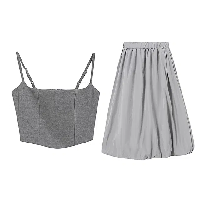 敲模女孩 法式纯欲风方领纯色简约吊带背心百搭花苞高腰半身裙裙装套装 女款