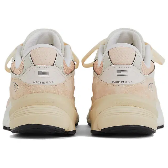 New Balance NB 990 V6 Vintage Rose