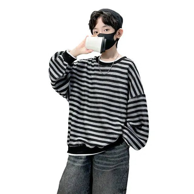 木木屋 圆领洋气简约条纹落肩长袖毛衣 黑白色 青少年