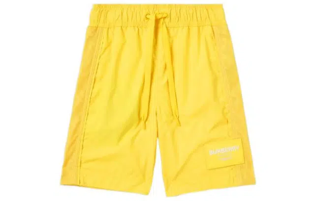 Burberry SS22 Horseferry