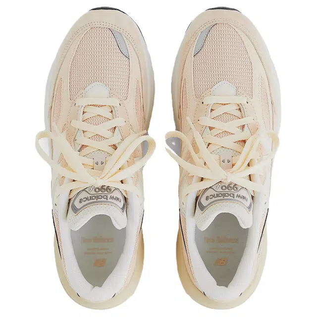 New Balance NB 990 V6 Vintage Rose