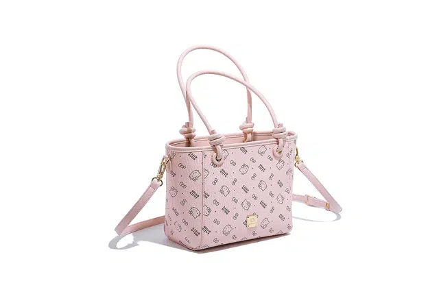MESUCA Sanrio kitty Tote PU