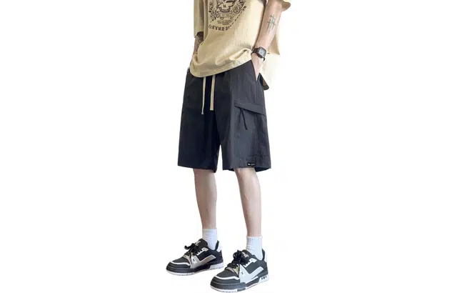 URBAN AUTHENTIC