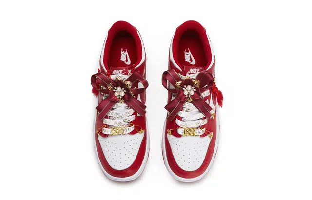 Nike Dunk Low Retro 811