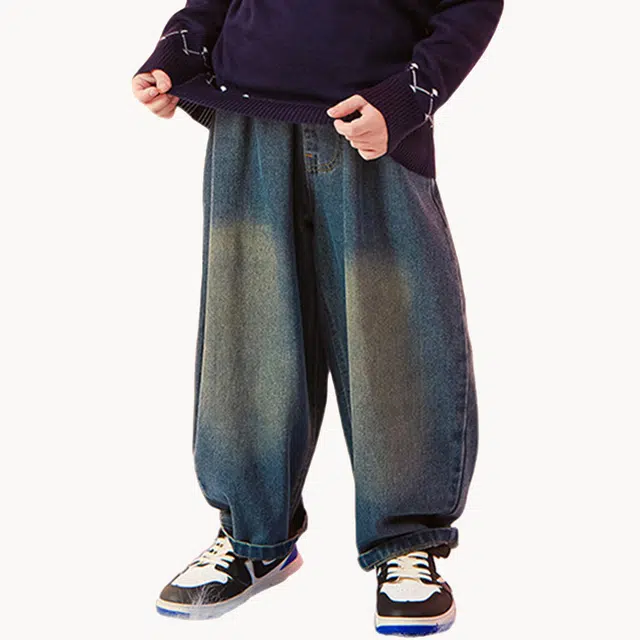 十月妈咪 时尚洋气休闲百搭宽松趣味印花牛仔裤 牛仔蓝 中小童