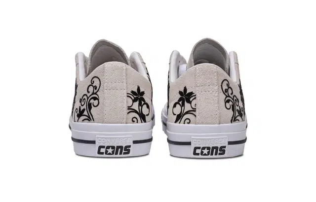 Converse One Star Pro