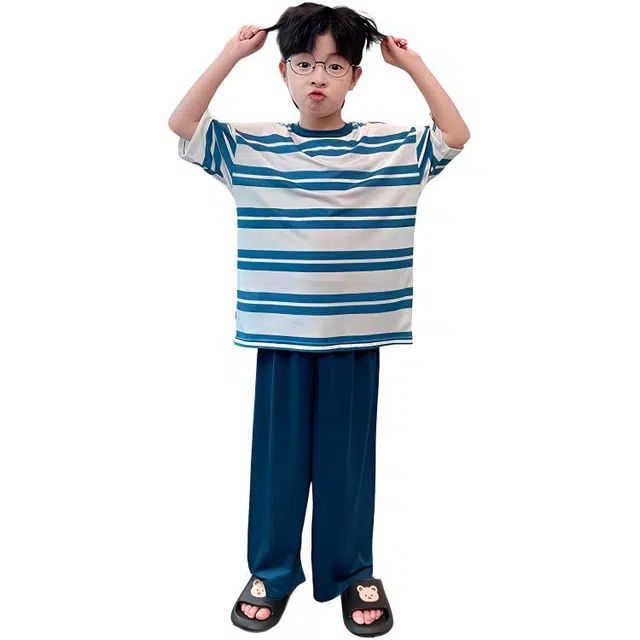 俞兆林家居服 男童休闲时尚百搭儿童款