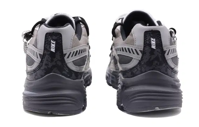 Nike Initiator