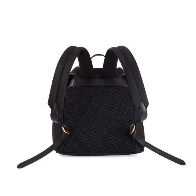 AQUASCUTUM