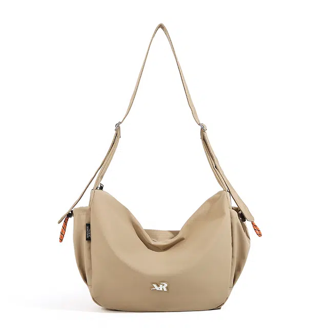 笛贝嘉 潮牌纯色骑行时尚通勤 牛津布 饺子包单肩斜挎包 男女同款情侣款 多色