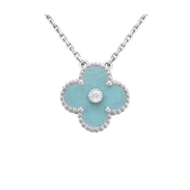 22 Van Cleef Arpels Alhambra Vintag 18k