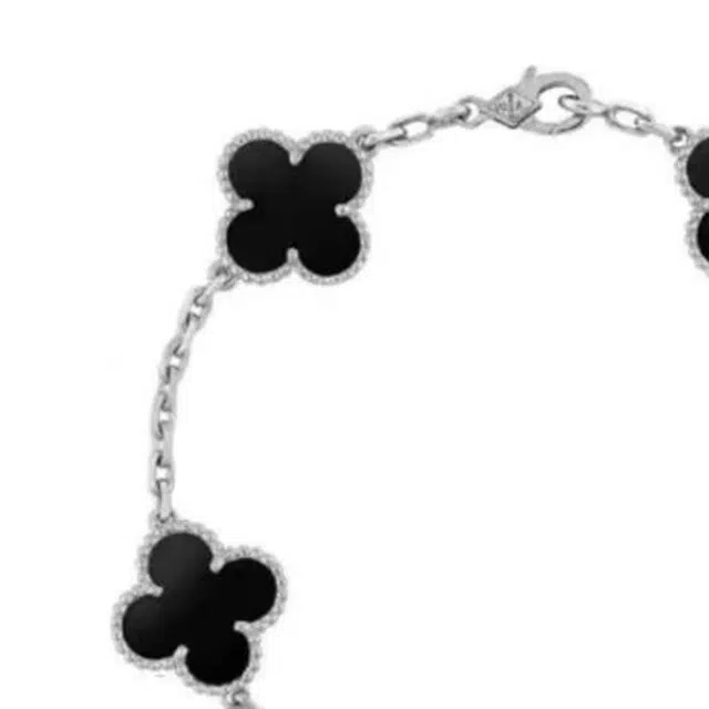Van Cleef Arpels 18K