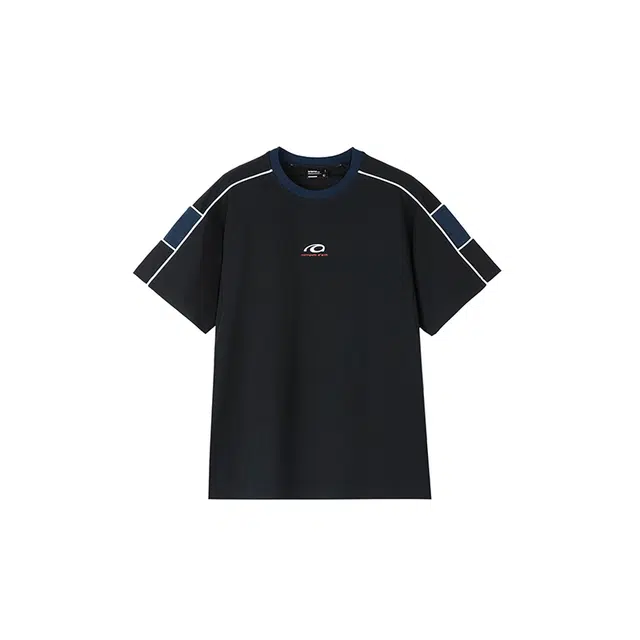 ROARINGWILD T
