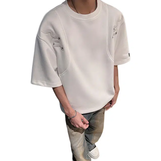 URBAN AUTHENTIC T