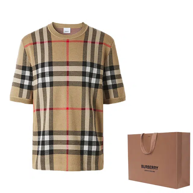 Burberry SS21 T
