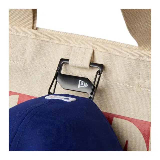 New Era The Met Ivory 14L Tote