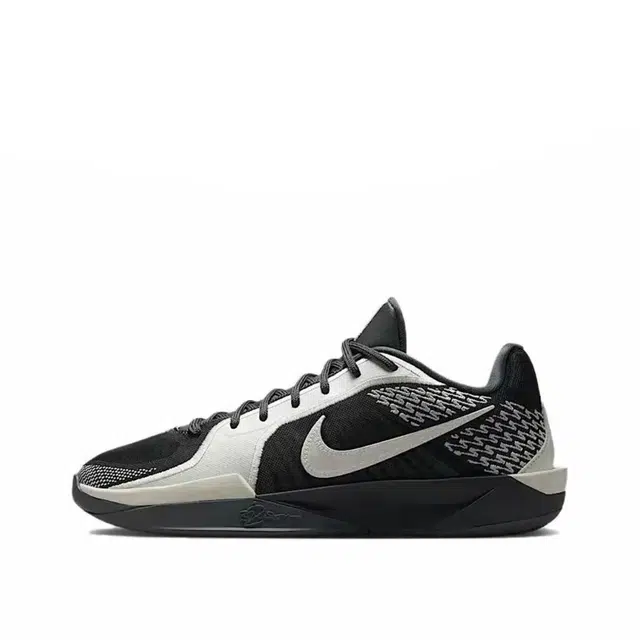 Nike Sabrina 2 Black