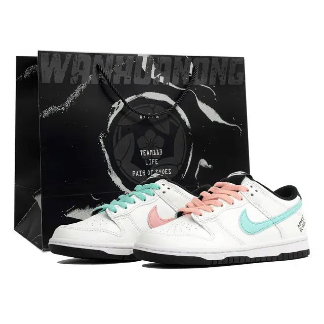 Nike Dunk Retro "Black"