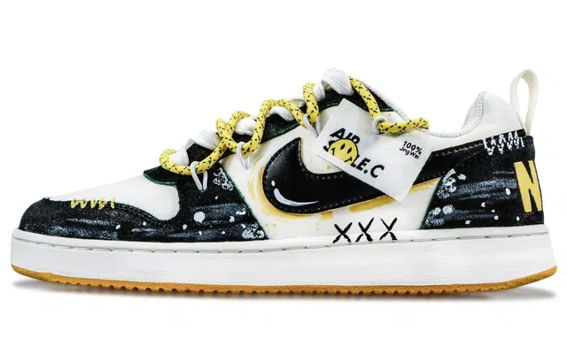 Nike Court Borough Low Black