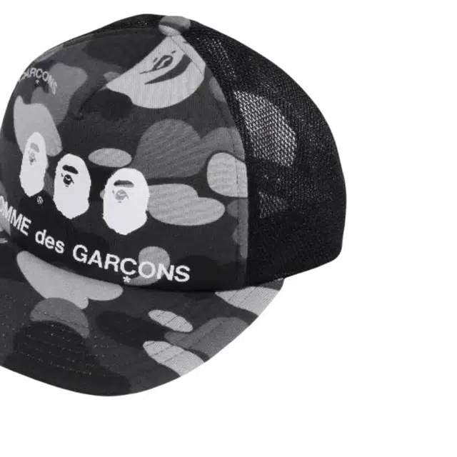 A BATHING APE -
