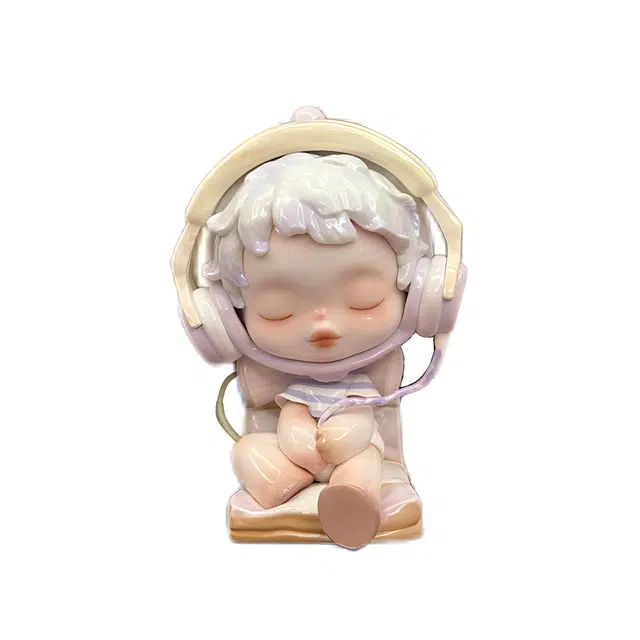 POP MART SKULLPANDA 11.8cm