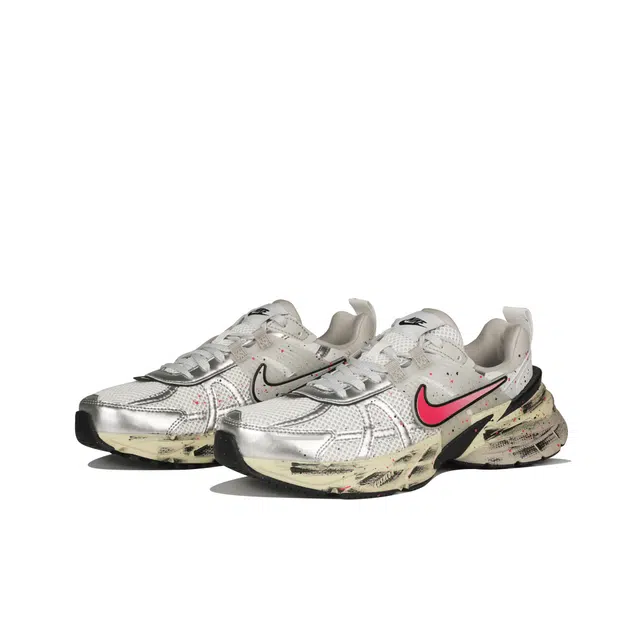 Nike V2K Run Y2K