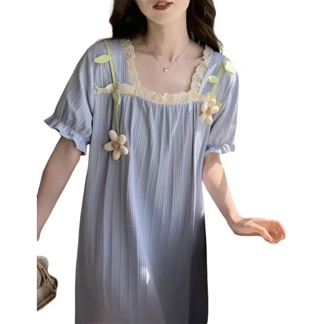 北极绒 带胸垫夏季短袖植物花卉方领睡裙 女款