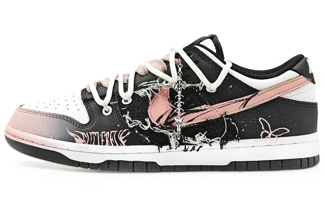 Nike Dunk "WhiteBlack"