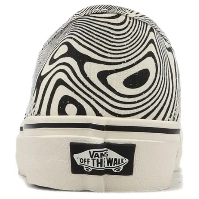 Vans Authentic VR3