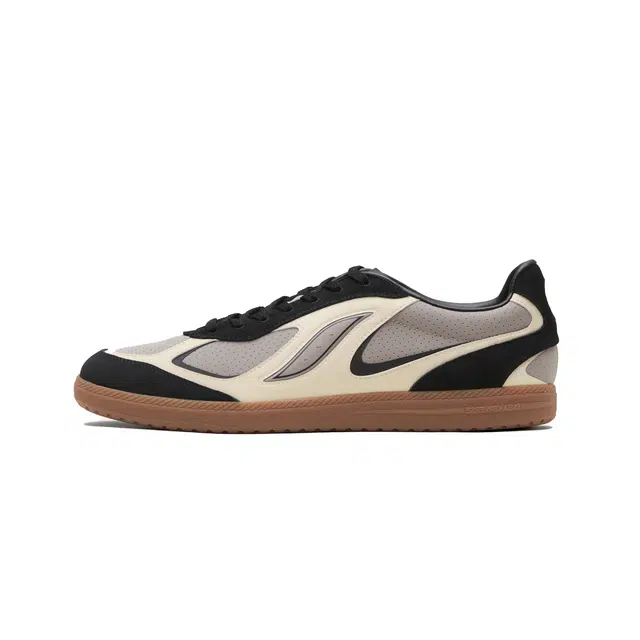 ANTA SNEAKERVERSE SV SMOGGY