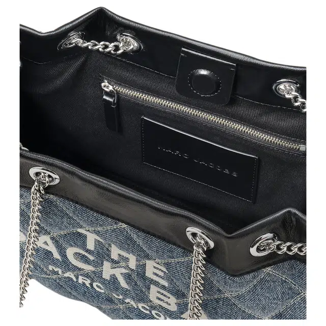 MARC JACOBS
