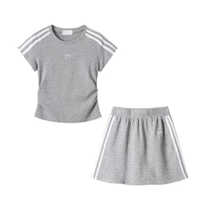 识恩 韩系减龄圆领短袖宽松运动短裙裙装套装 女款