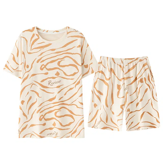 俏韵 圆领纯棉短袖三分裤满印宽松休闲时尚家居服可外穿睡衣套装 女款