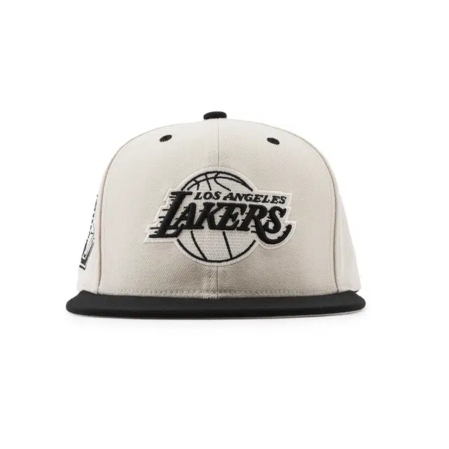 Mitchell Ness Lifestyle