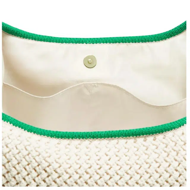 lululemon 7L Logo