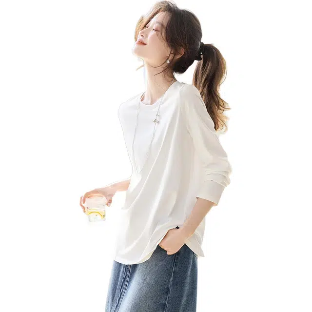 沫晗依美 舒适休闲百搭纯色长袖圆领套头卫衣 女款