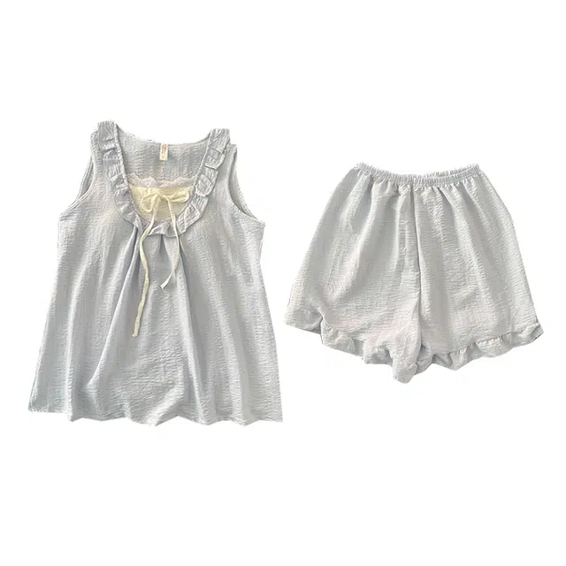 俞兆林 带胸垫简约花边方领宽松舒适三分裤家居服睡衣套装 女款