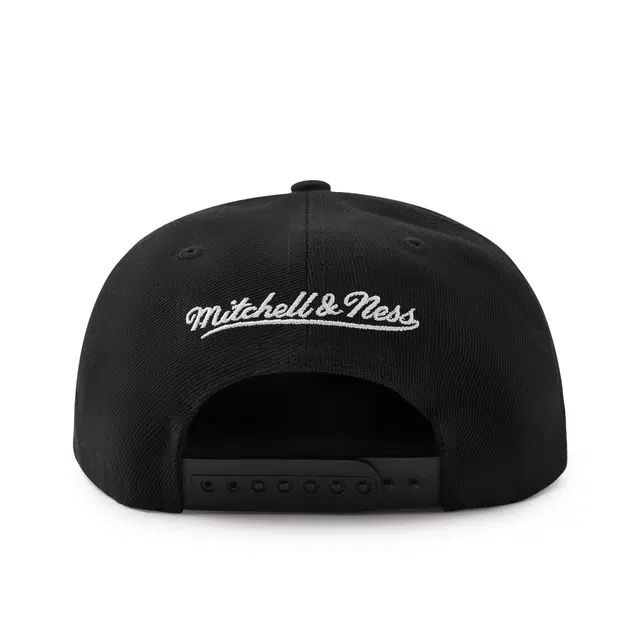 Mitchell Ness Lifestyle